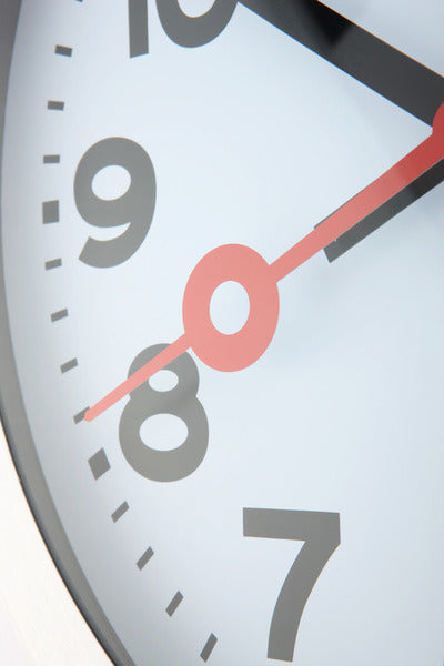 Nextime Ne-3999Ar Wandklok Dia. 35 Cm, Geborsteld Aluminium, 'Station'